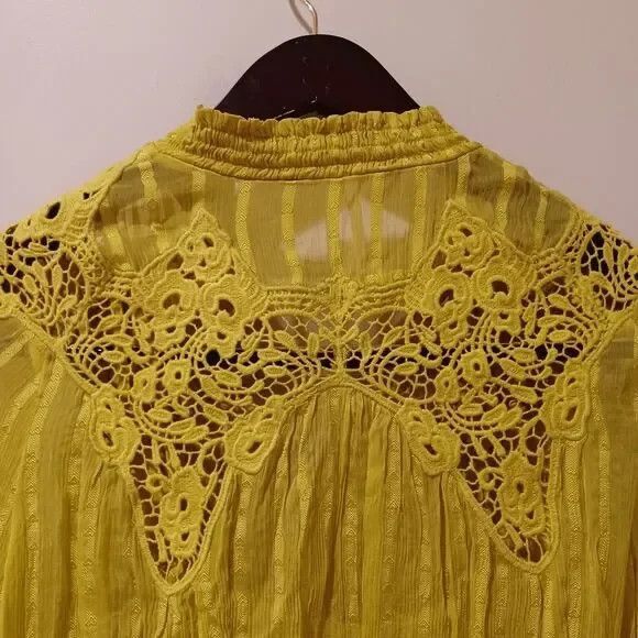 Anthropologie Moira Shirt Peasant Blouse in Chartreuse Yellow Size 6 Lace Boho - Picture 6 of 7